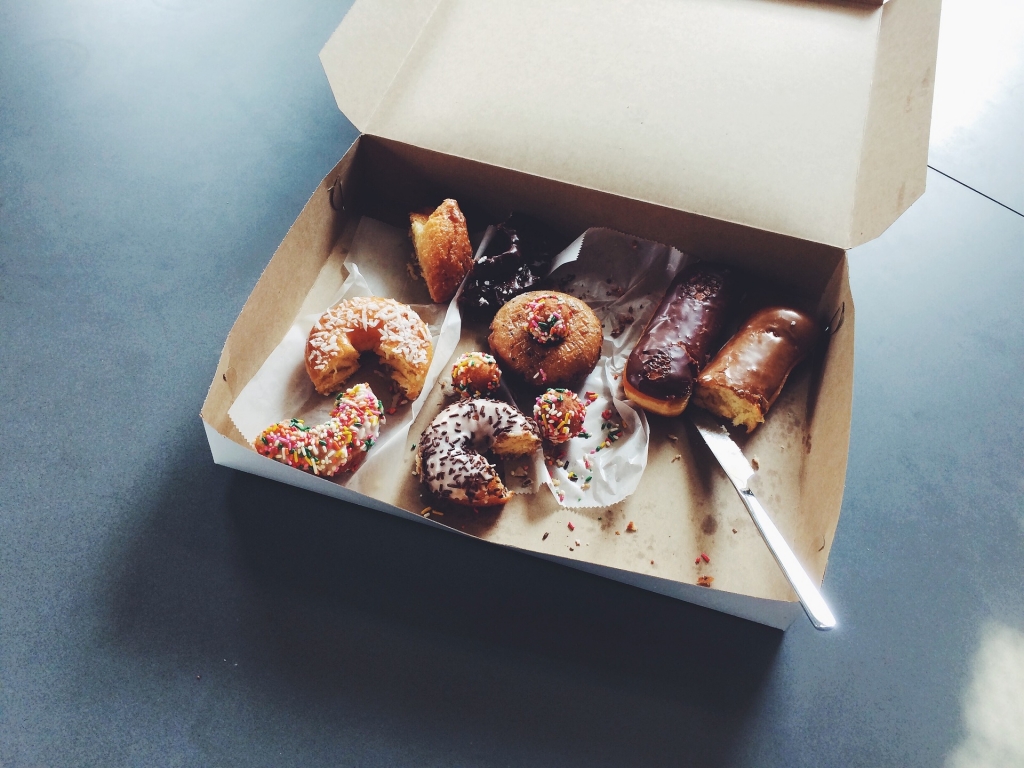 caja donuts